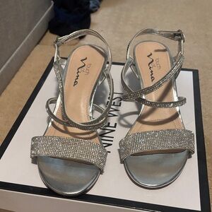 Touch of Nina Glittering Silver Heels